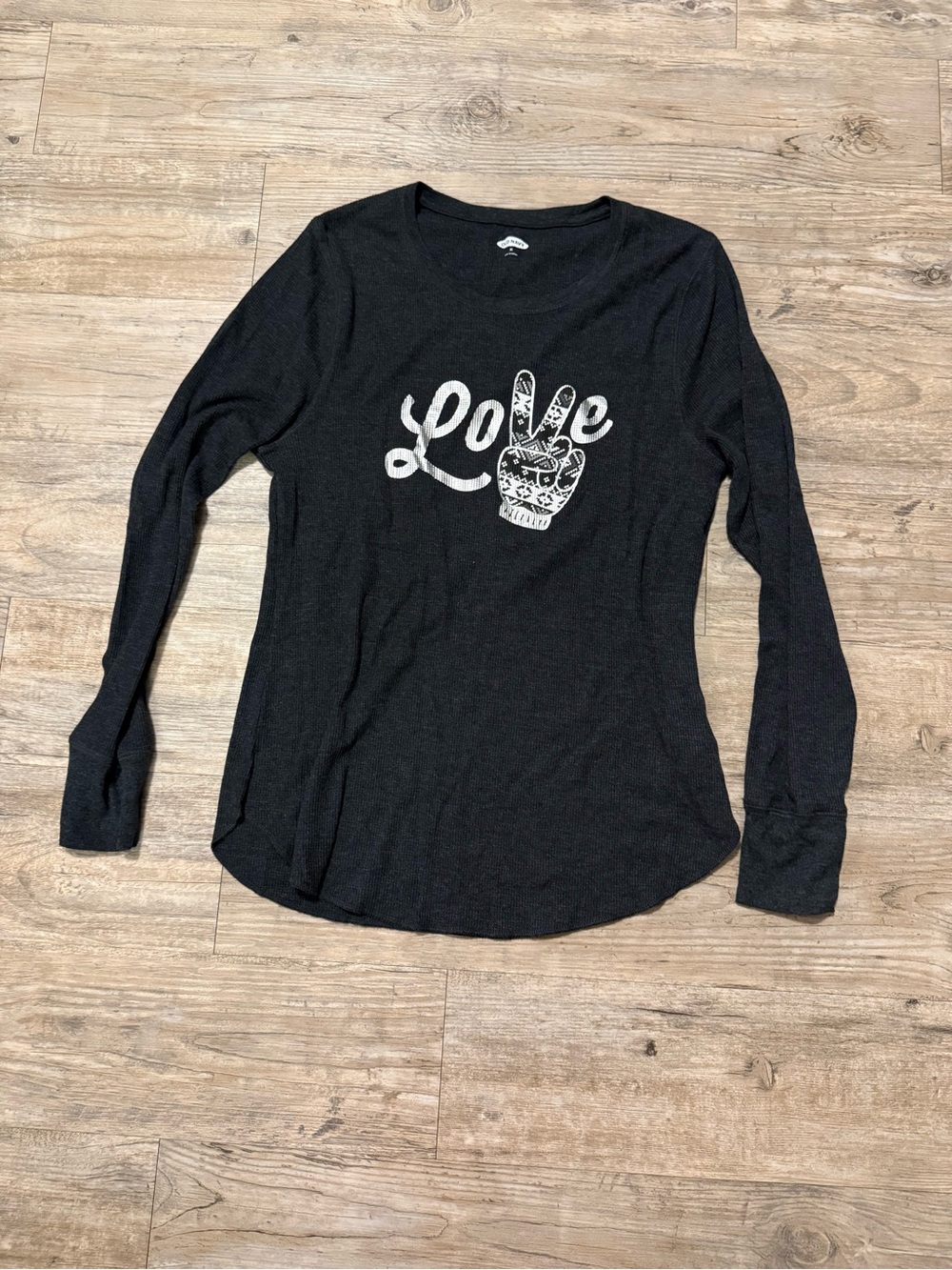 Old Navy Black Long-Sleeve 'Love' Graphic Tee - Women's